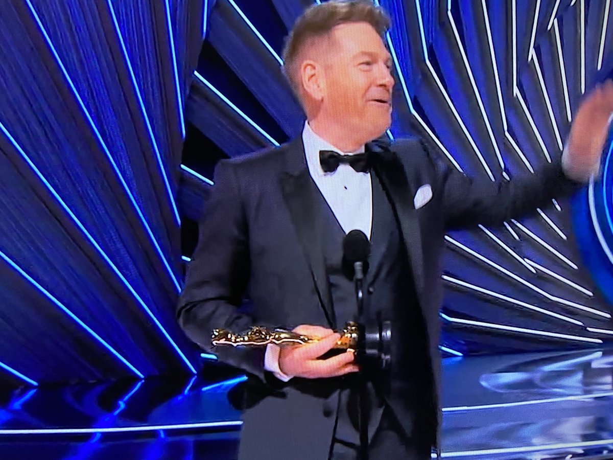 Sir Kenneth Branagh says his Best Original Screenplay win is a great tribute to his family, whose story inspired Belfast. He also thanked NI Screen, the “amazing” city of Belfast and the “fabulous” island of Ireland <a href="/bbcnewsline/">BBC Newsline</a> <a href="/BBCNewsNI/">BBC News NI</a>