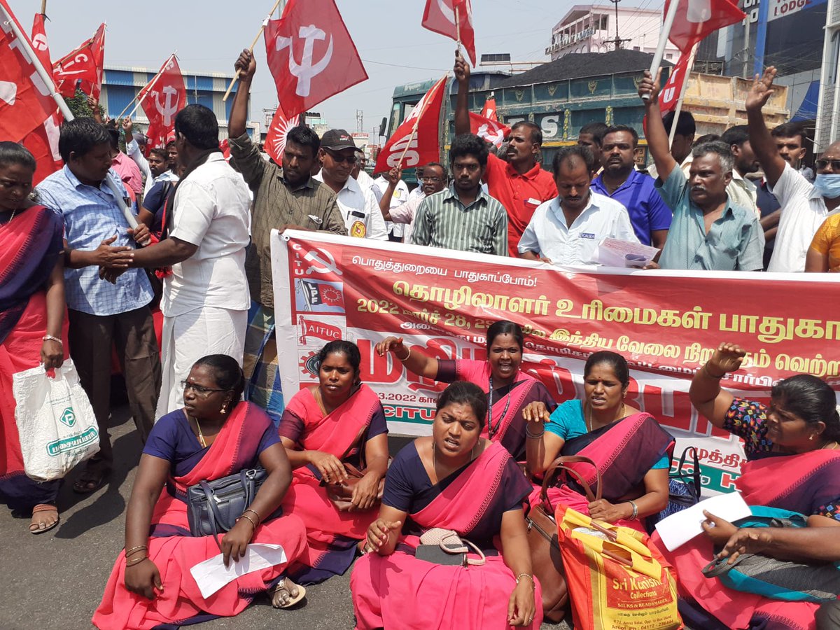 aifawh's tweet photo. Scheme workers on Strike 
#Anganwadi #ASHA #MDM workers on Strike today - 28 -29 March 2022
#tamilnadu
#StrikeHard
#Strike2SaveIndia #BharatBandh https://t.co/CK4MzUjQpl