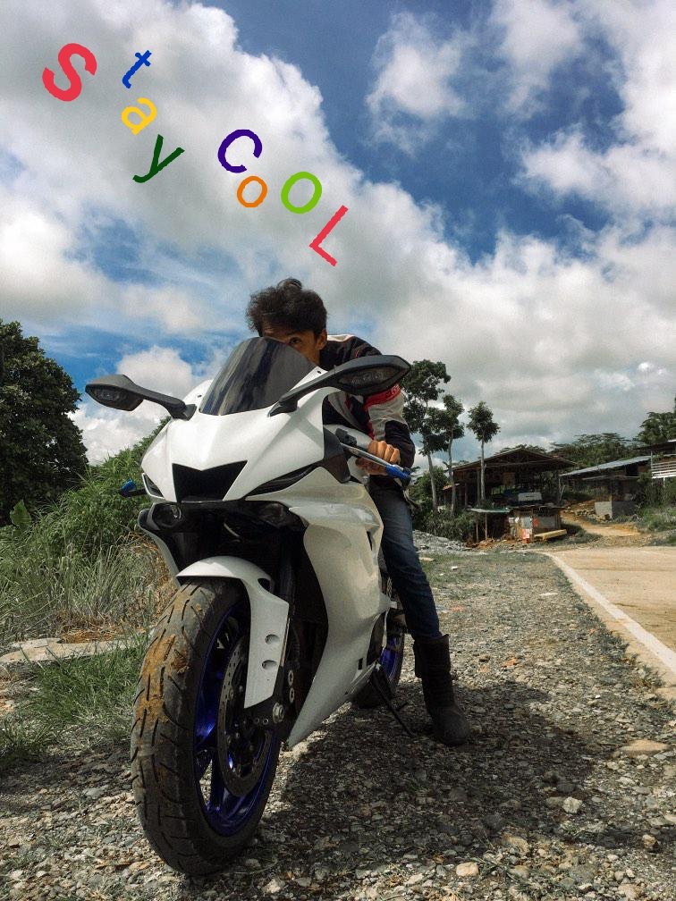 yuji_big's tweet photo. @Staycoolnft Palm trees wavin at the back! Skies just vibinnn! And me doing some dumb stuff while staying cool 😂
#Staycoolreality https://t.co/U0cF4v8qkb