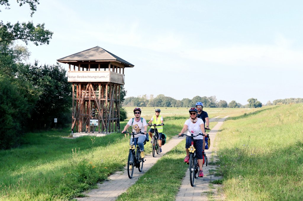 Andreas_Brohm's tweet image. Wir suchen die AltmarkBlogger 2022! Dieses Jahr geht es erstmals durch Altmark und Elb-Havel-Winkel. Das Thema ist Freizeit und Reisen mit der Familie. Gern teilen. Alle Infos hier: 103803.seu2.cleverreach.com/m/13480750/