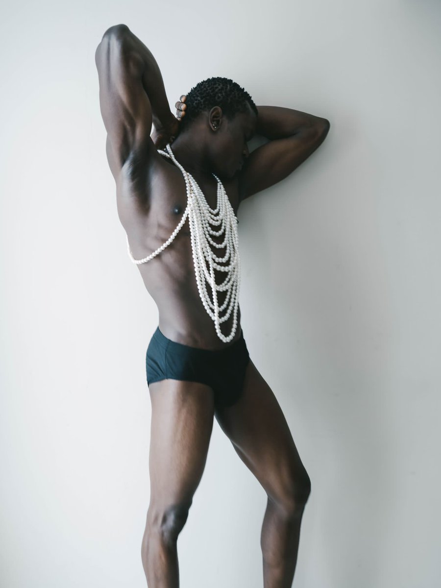 blac_hilary's tweet photo. #modelscout #malemodel #modelpages https://t.co/ZSEhTyv2Bm