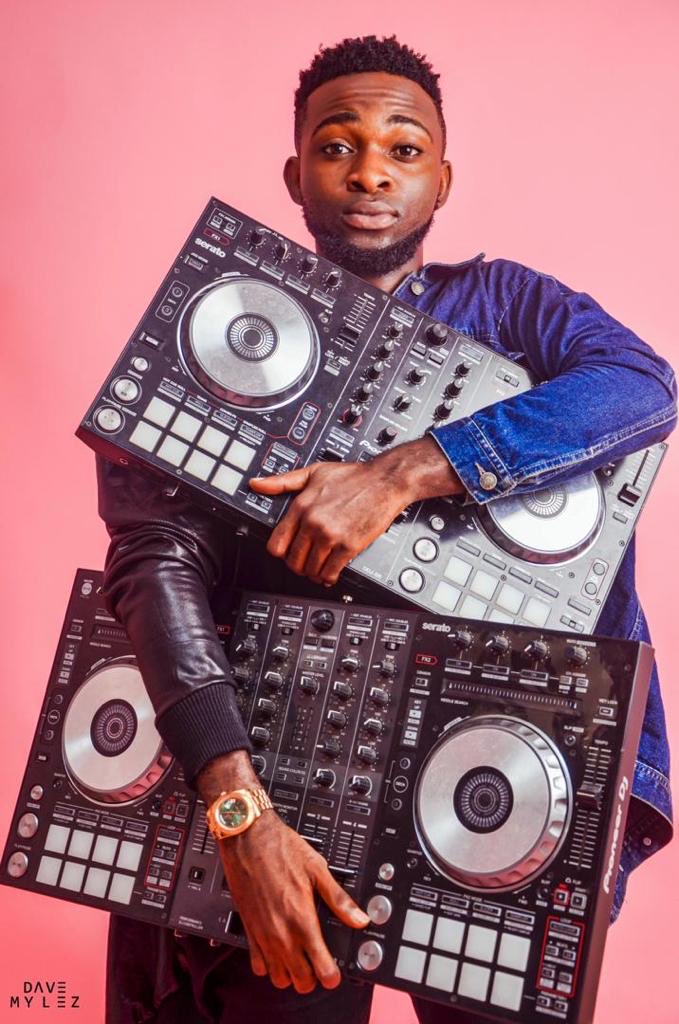 IamDJMAXWELL's tweet image. New Week, New Blessings…We are OPEN for Bookings Ooo…

#WeMakingProgress #GiantSlayer #UrOwambeDJ #DjTohBadt 

#ChairmanAmongDjs