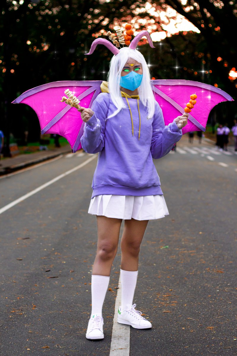 Engr_Ayes's tweet photo. This demon got some balls, yo! Ready to steal your food!

My cosplay entry for @TastyBonesNFT.
“Lady Demon” ft. our street food faves in the Philippines — kwek-kwek, fishballs and kikiam

Big thanks to @9x9x9eth for letting us use your Lady Demon. 💕
#BYB
#BeYourBone
Haliya#1053 https://t.co/L8QxtYMlGL