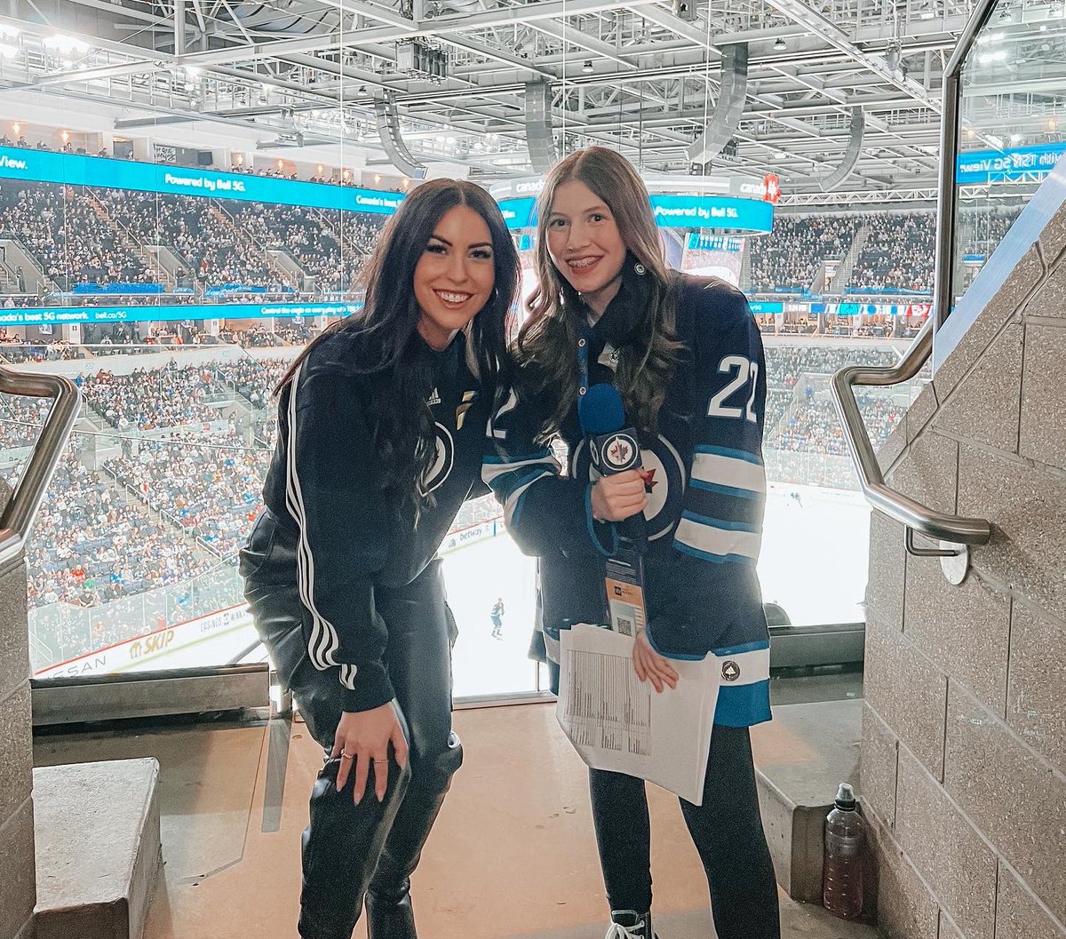 karlyonair's tweet photo. Had a little help on the mic tonight at the @NHLJets NextGen game.
#JetsNextGen
#GoJetsGo https://t.co/qFTICKYCCf
