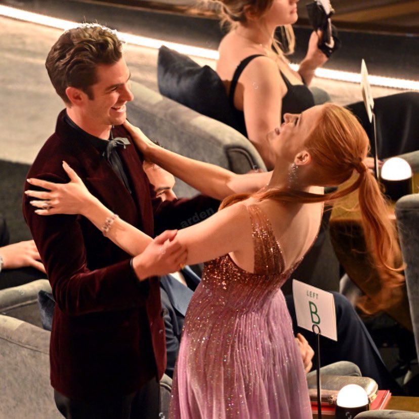 Twilghtzh's tweet photo. O Andrew Garfield é a pessoa mais amável do mundo https://t.co/dSzIPC4jxP