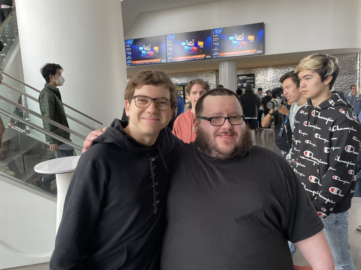 I’m so glad I got to see all my <a href="/havocesportsrl/">Havoc Esports Official</a> friends, and a few other close friends at this Winter Major LAN. These are the best pictures I got of us. Hopefully we can see each again at worlds in Dallas.