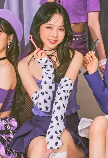 nabiviwon's tweet photo. VIVI FROM LOONA https://t.co/QSV9qyVcLC