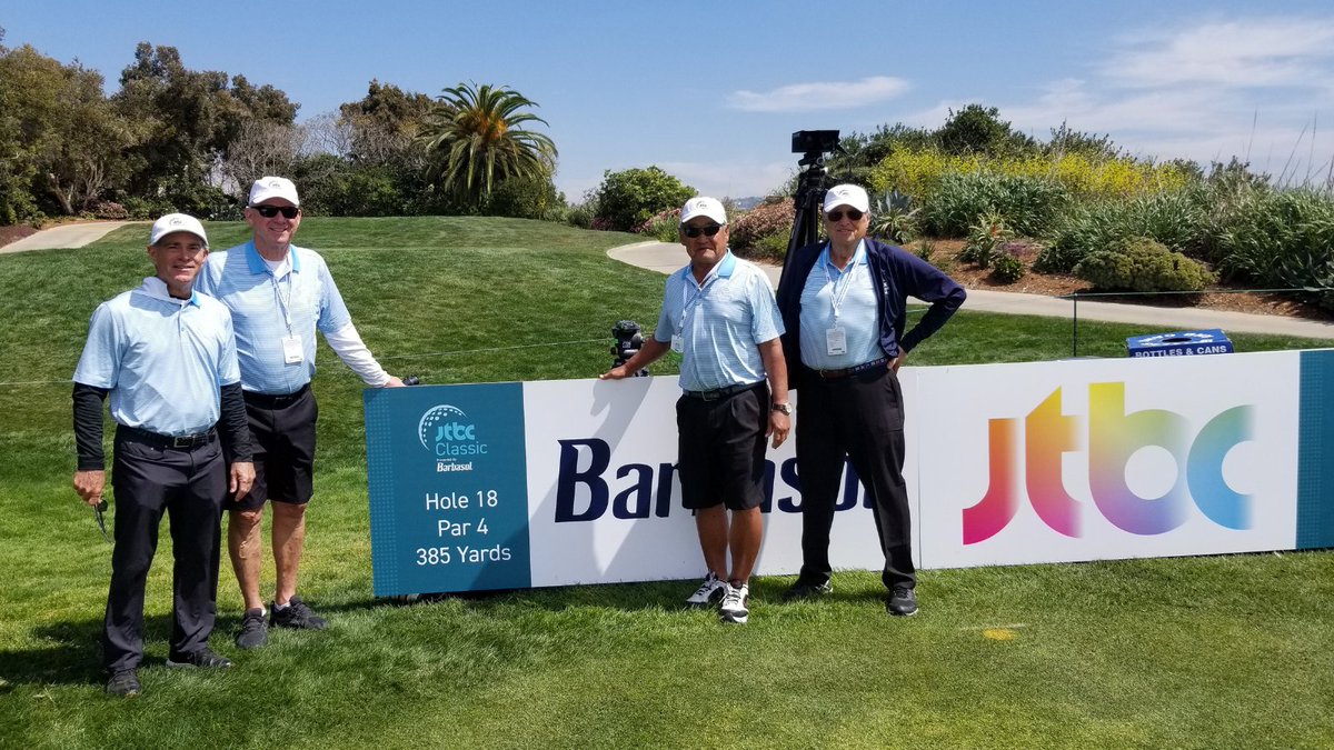 We are thankful for our volunteers! This tournament couldn’t happen without them! 🙌