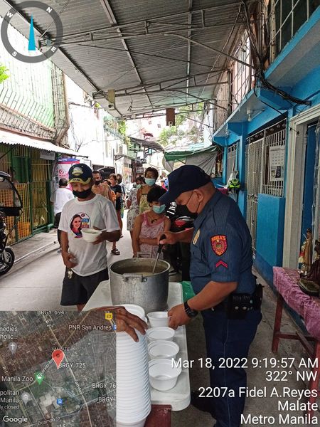 MpdPs9's tweet photo. MPD-Malate Police Station PS-9
On March 17, 2022 at about 9:00 am, SCADS personnel, under the direct supervision of PCPT HENRY G NAVARRO, Chief SCADS conducted PNP Community Outreach Program to the constituent of Brgy 712 Zone 78 along Maginhawa St Malate Manila. . https://t.co/CuDynKvUyB