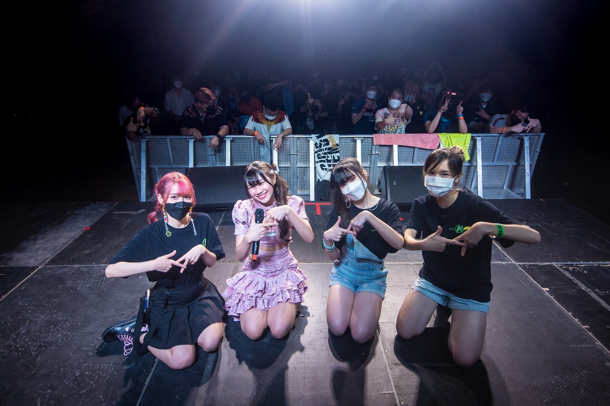 Aliszt_Official's tweet photo. 🌟 เป็นยังไงกันบ้างคะ กับ Firm Solo  Birthday Stage 🌟

ขอบคุณทาง @blazeidollive  มากๆนะคะ รวมไปถึงพี่ๆแฟนคลับทุกคนที่รักกันไม่เปลี่ยนแปลง สนุกๆมากๆเลย และขอบคุณสำหรับอังกอร์มากๆนะคะ 

ปิดเทอมนานๆ จะแวะมากันให้หายคิดถึง 
ไว้เจอกันเร็วๆนี้นะคะ

#FirmAliszt #Aliszt https://t.co/xHqBxQMRvm