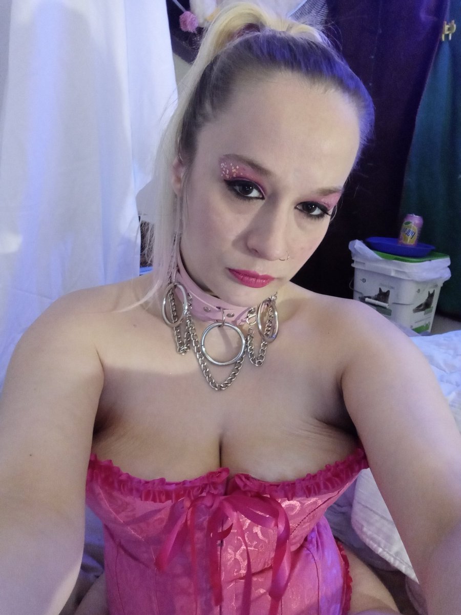 blaze_lexi's tweet photo. https://t.co/YTR9RBrKnb https://t.co/58vuErFlx5