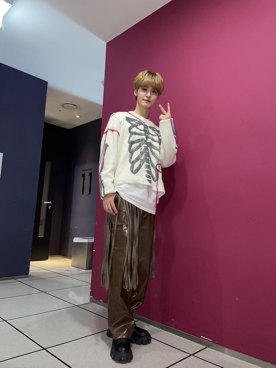 TPST_fancafe's tweet photo. 220328 [🦉 TAERAE POST]
I'm Tae Rae, who finished the last show!
#TEMPEST  #TPST #템페스트 https://t.co/TfdhAcwYKO