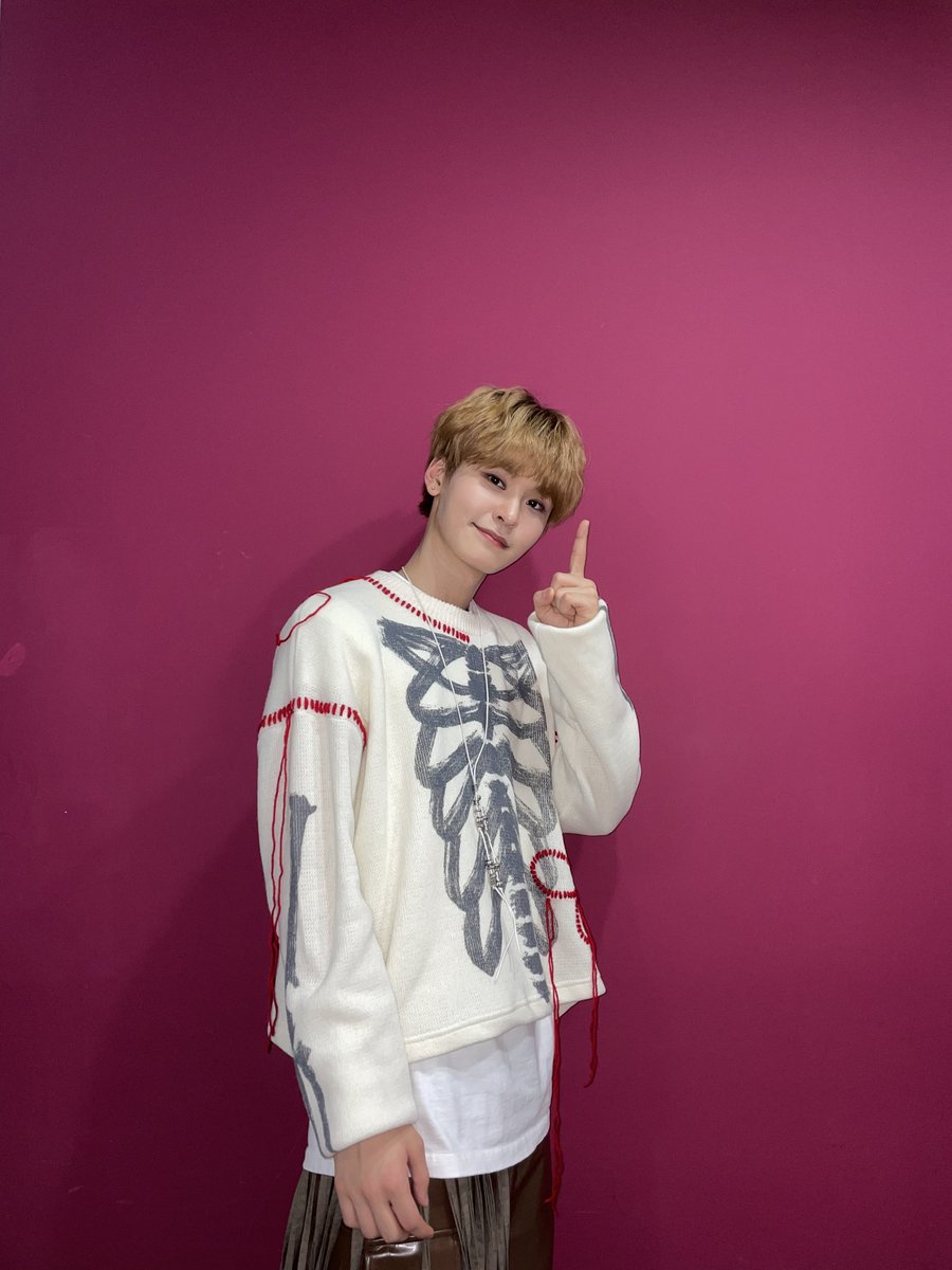 TPST_fancafe's tweet photo. 220328 [🦉 TAERAE POST]
I'm Tae Rae, who finished the last show!
#TEMPEST  #TPST #템페스트 https://t.co/TfdhAcwYKO