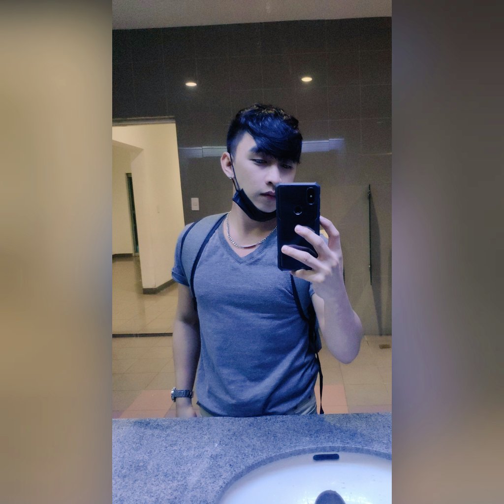 iamprincejace04's tweet photo. Different timelines but same spot 😎
Choose your player 😅😅 djoke lng...hehe
#lateuploads https://t.co/0sLaC971at