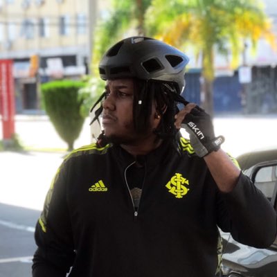 jeanluuiz's tweet photo. #NovaFotoDePerfil
#usecapacete https://t.co/OfYtCkgPrB
