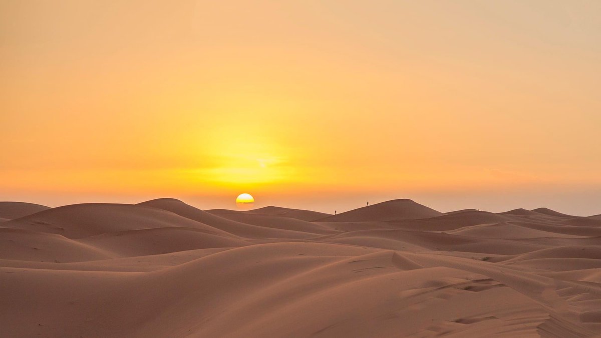 When you feel small and you should remain silent #desert #sahara #desertsunset #sunset #sunsetcolors #landscape #landscapephotography #sand #morocco #africa