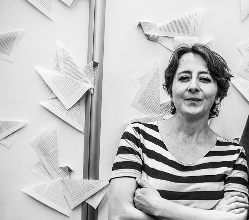 EditorialPolit1's tweet photo. Esta semana en polítics, compartiremos una serie de entrevistas realizadas a escritores guatemaltecos, que nos hablarán  acerca de sus nuevas obras literarias. No sé la pierdan. 

Lunes, Vania Vargas 
Martes, Rafael Cuevas Molina 
Jueves, Paolo Guinea 
Viernes, Gerardo Guinea https://t.co/bEb83emcgk