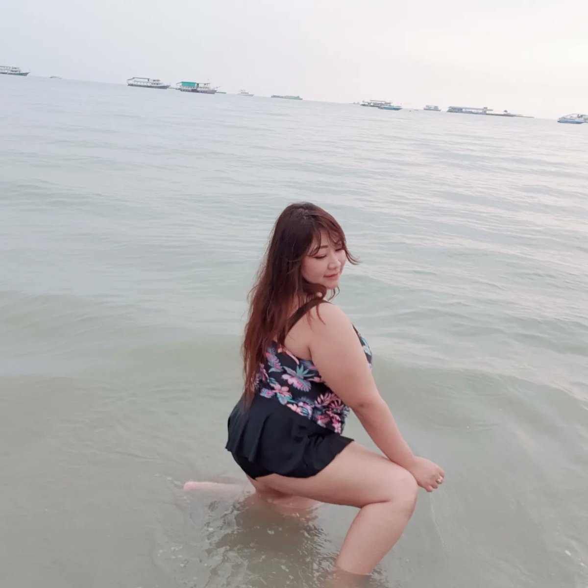 devilintheend23's tweet photo. แสนสบายคือวันหยุด..หนักใจสุดคือวันจันทร์😴😀
.
.
.
.
.
#อวบ #อ้วน #สาวอวบ #สาวอ้วน #chubby https://t.co/pR5bSZI58Z