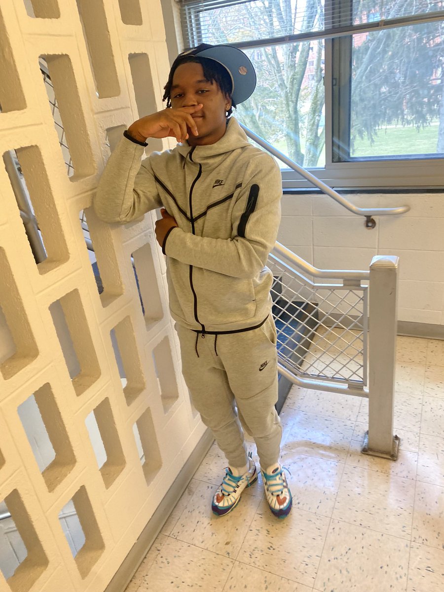 Realmilzzz's tweet photo. https://t.co/vt4y9WgQUg