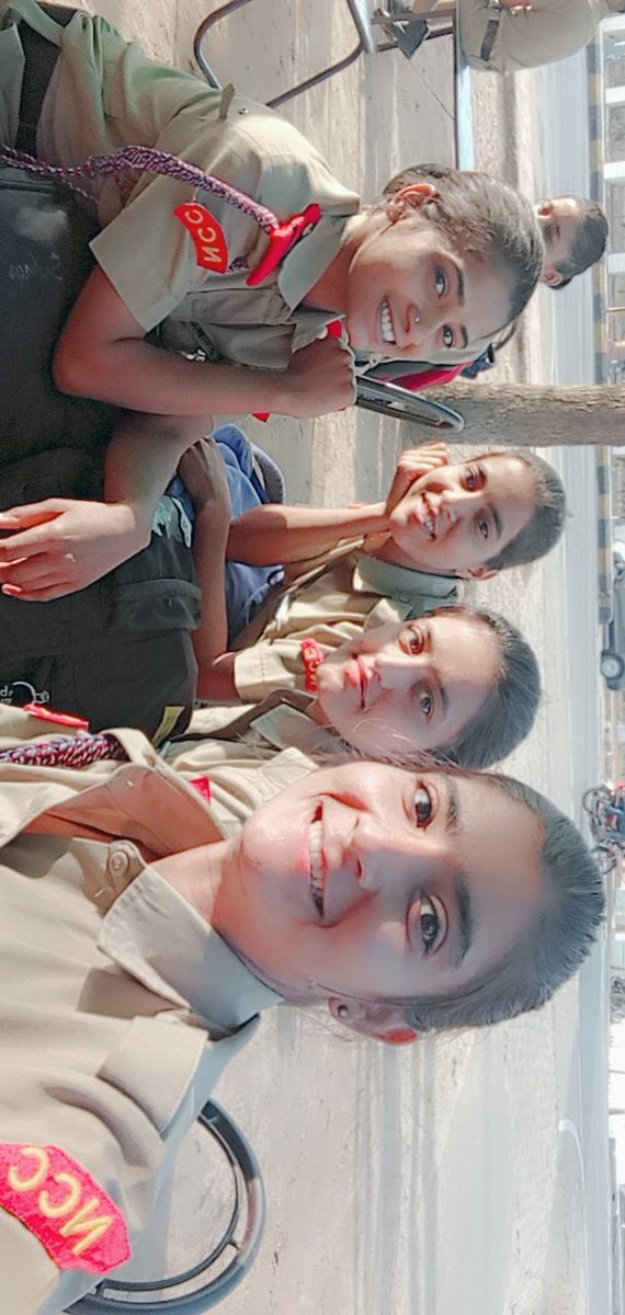 KarishmaSaharan's tweet photo. 🥰🥰🥰 https://t.co/SWJ62ymgWy