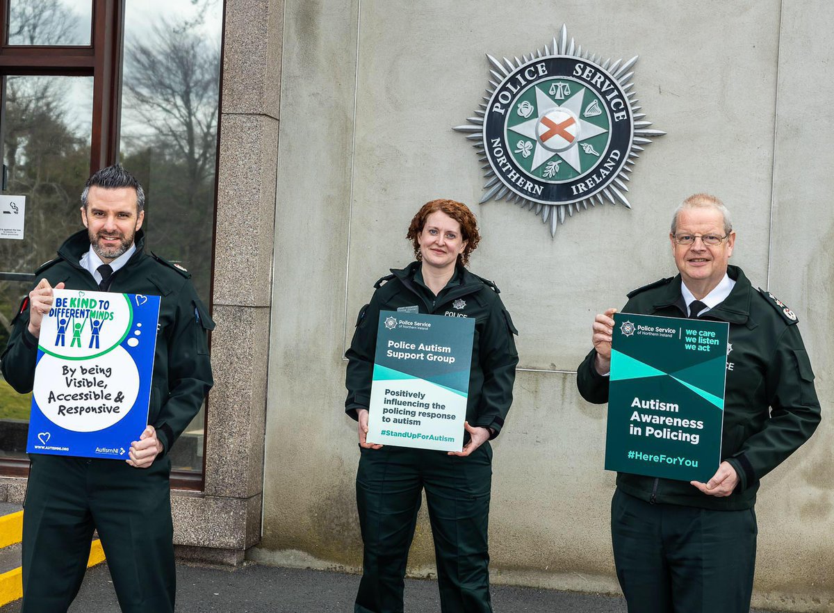 PoliceServiceNI's tweet photo. ACC Bobby Singleton, Strategic Autism Advocate; Ch Insp Finola Dornan, Head of our Police Autism Support Group and @ChiefConPSNI are working with @AutismNIPAPA to #StandUpForAutism and #BeKindToDifferentMinds for #WorldAutismAwarenessWeek
#WeCareWeListenWeAct
#UnderstandingAutism https://t.co/NXVm0LsytG