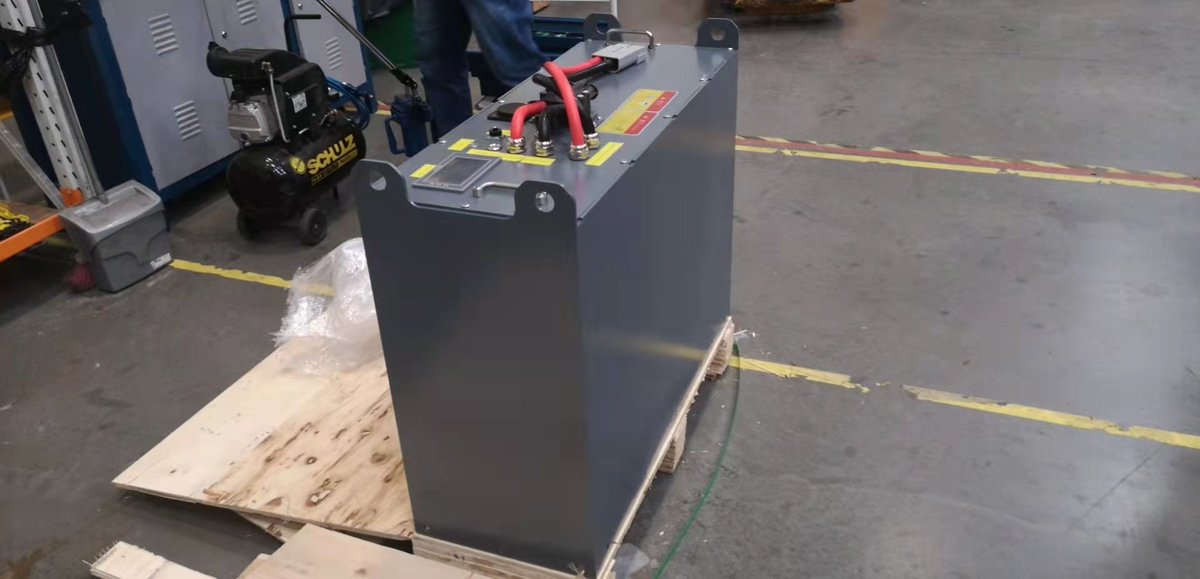 High Capacity Forklift Battery.
Material Handling Equipment battery solution provider.
#Forklift  #ElectricVehicles #agv #Automation #battery #batteries