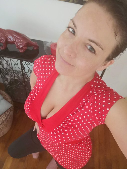 Bonjour les coquins ! Bon lundi 😍 https://t.co/aREb5qHaaE