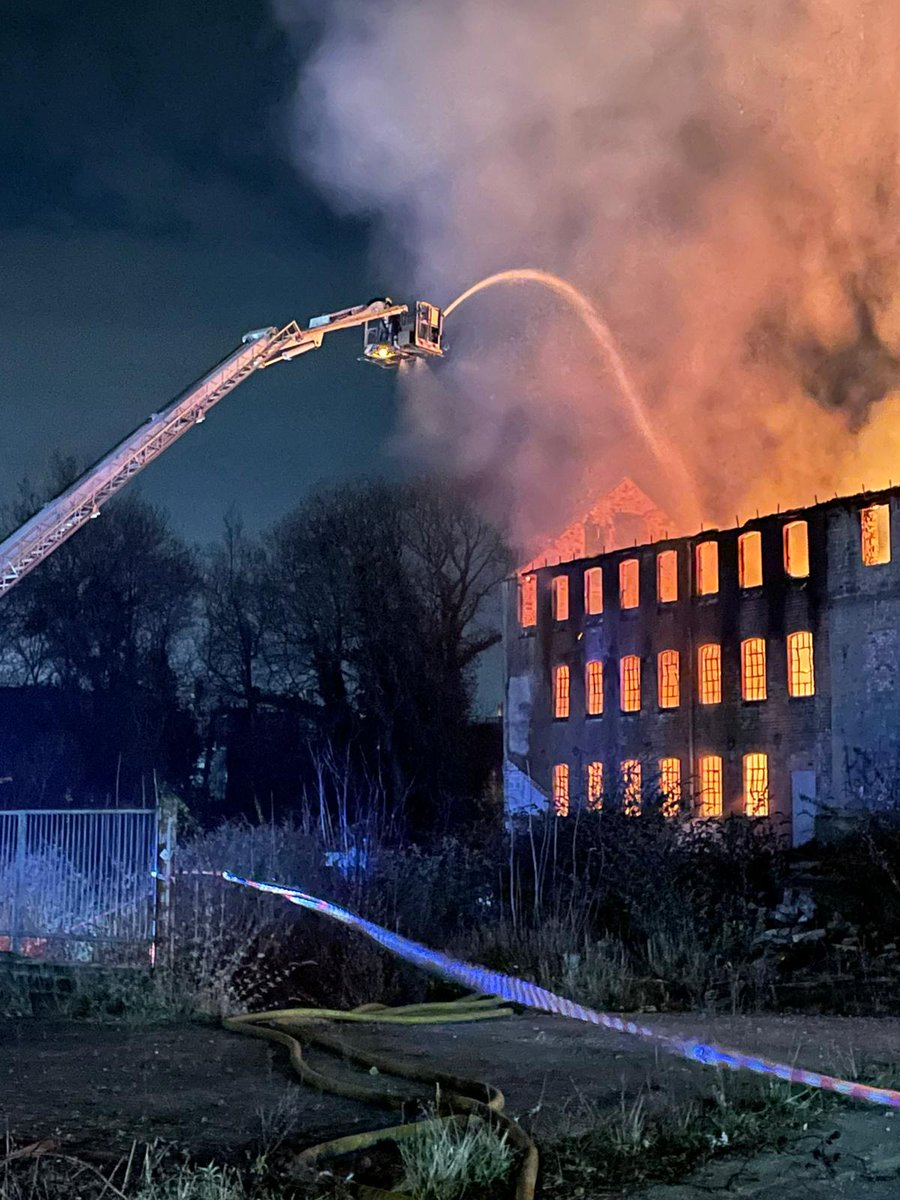 nottsfire's tweet photo. Some fire engines are now leaving the scene at #HermitageLane ... this is what they were dealing with just a few hours ago.

Thanks to all in the local area for your patience and understanding. https://t.co/6Lfc1ywGQn