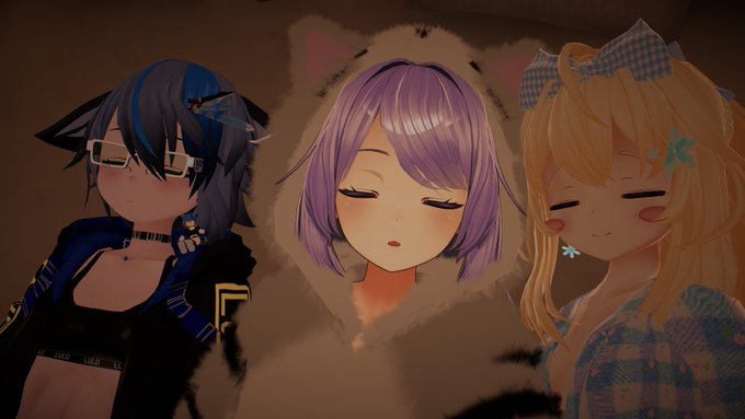 最近の #VRChat 
VRC内でゴロゴロしたり体鍛えたり(しているような友達を激写)したりしてる 