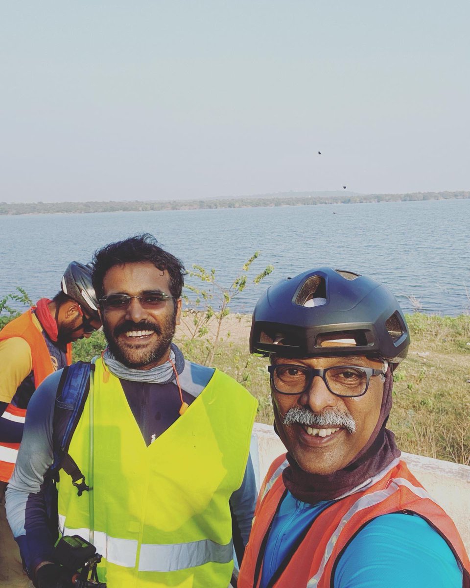 kumaravelt's tweet photo. This happened yesterday 😁 222km #endurance #cycling #cyclinglife #fitness #FitnessGoals https://t.co/dPMEht83Rx