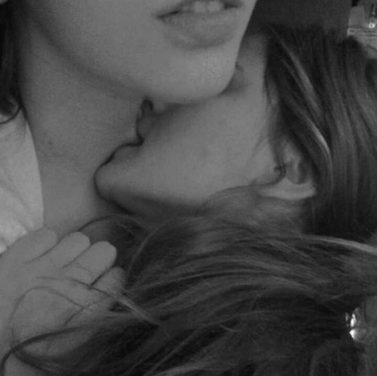 sapphic girls (@sapphlcgirls) on Twitter photo 