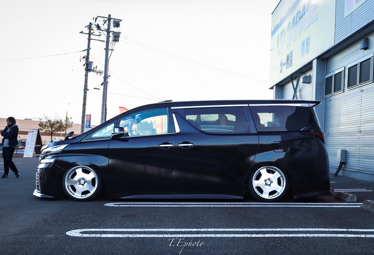 tudachan1114's tweet photo. 固定

仕様変更しました😁

フェンダー加工

WORK Lanvec LD1 19inch

えぬがれ(@Ngarage5)さんにホイールセッテング、フェンダー加工やっていただきました☺️
ありがとうございます‼️

📸@MikenekoSa 

#1mmでもいいなと思ったらRT 
#ヴェルファイア30
#work 
#エアサス https://t.co/86NxphaEOS