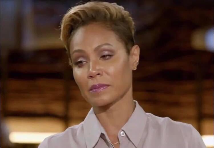 Will smith : I did that for you baby 🥺

Jada : “I’m not impressed, Tupac would have shot him”
#AcademyAwards