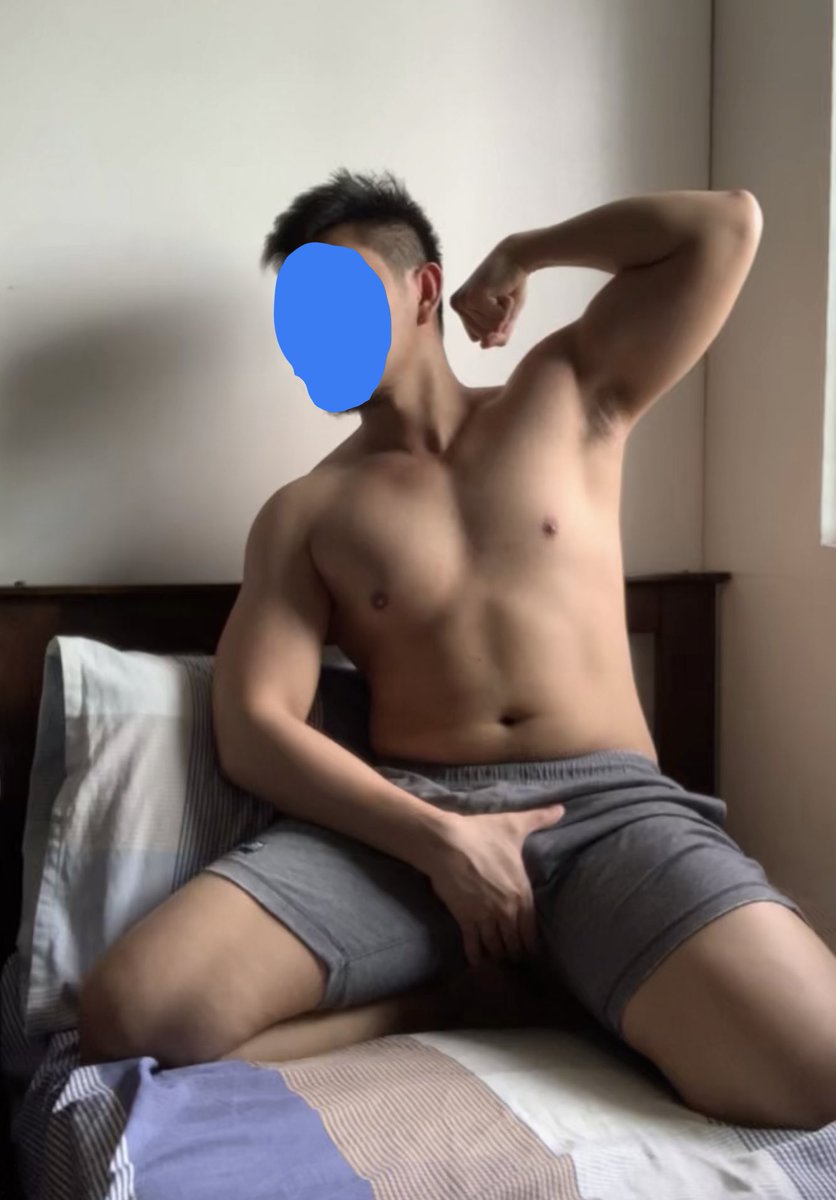 NumeroOhYesPls's tweet photo. Ang init. Lagkit ko tuloy 😬 https://t.co/BzvLWMy6Co