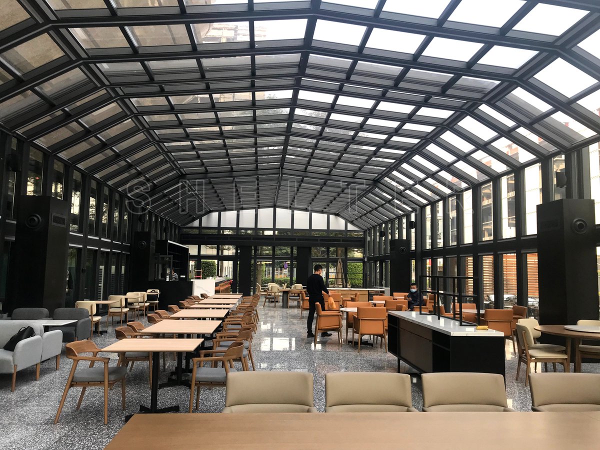 sunshielder's tweet photo. The sun room is divided into domestic and commercial use, and can be customized in different materials and shapes. If you want to know more about the sun room, you can visit our official website https://t.co/AuuAoLUc4s
.
.
.
#ogrody #ogrodzimowy #design #taras #salon https://t.co/mm5RjYBIPT