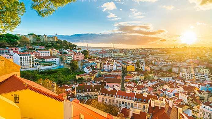 1. Lisbonne La capitale du Portugal est la destination favorite des entrepreneurs expatriés. Avec un faible coût de la vie, les services d’une grande ville et une grosse communauté, c’est sans doute la meilleure ville où s’installer.