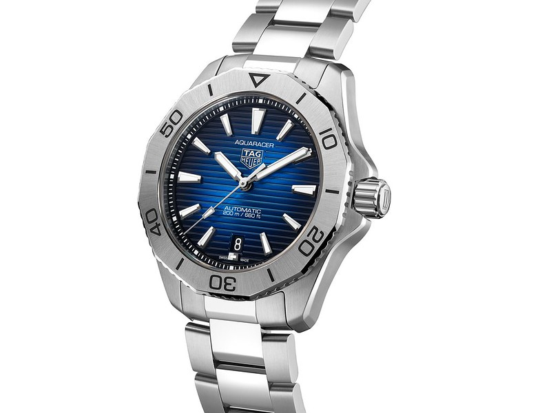 registry_e's tweet photo. The New TAG Heuer Aquaracer Professional 200
https://t.co/gJl64c3bv0

#registrye #newsfeed #luxurylifestyle #jewellery #timepieces #tagheuer  #thenewtagheuer #aquaracerprofessional200 https://t.co/8g3VCIKsgK
