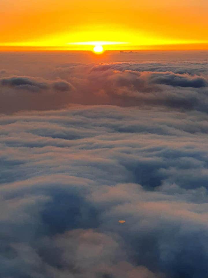 "En nada se revela mejor el carácter de las personas, como en los motivos de su risa."

Feliz Día 😘😘
Feliz Semana 😜
#SonrisasyBesos