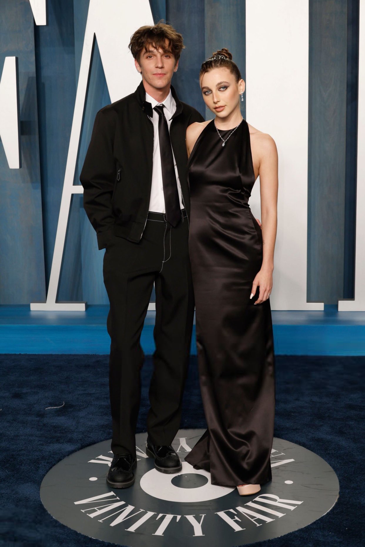 Emma Chamberlain slays Vanity Fair's Oscars party with boyfriend Role Model