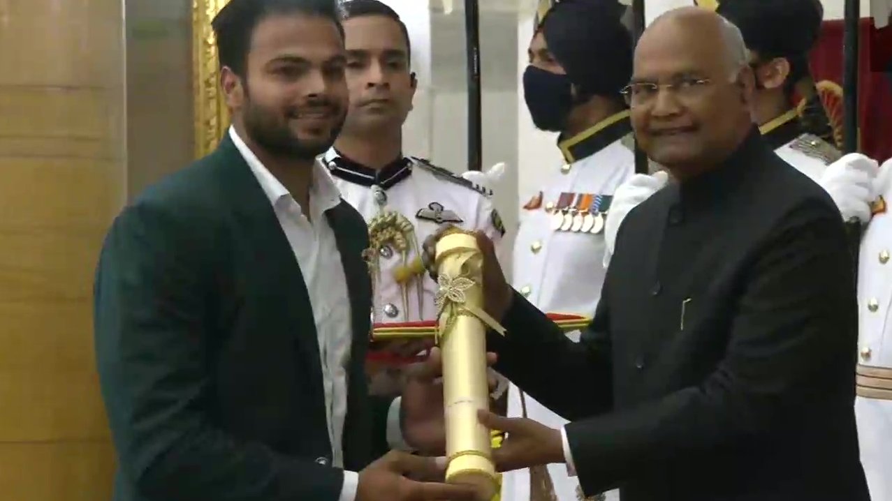 Padma Awards 2022: Sumit Antil and Pramod Bhagat gets felicitated with Padma Shri for winning the gold in Tokyo Olympics