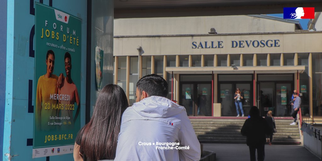 CrousBFC's tweet photo. 📣☀️Mercredi et jeudi derniers les Forums Jobs d'été étaient de retour dans leur format originel sur #Dijon et #Besançon !
📸 Retour en images sur cet événement annuel organisé par le @CRIJ_BFC  et le #CrousBFC. Merci aux exposants et aux étudiants pour leur visite ! https://t.co/BEdrSVwU5H