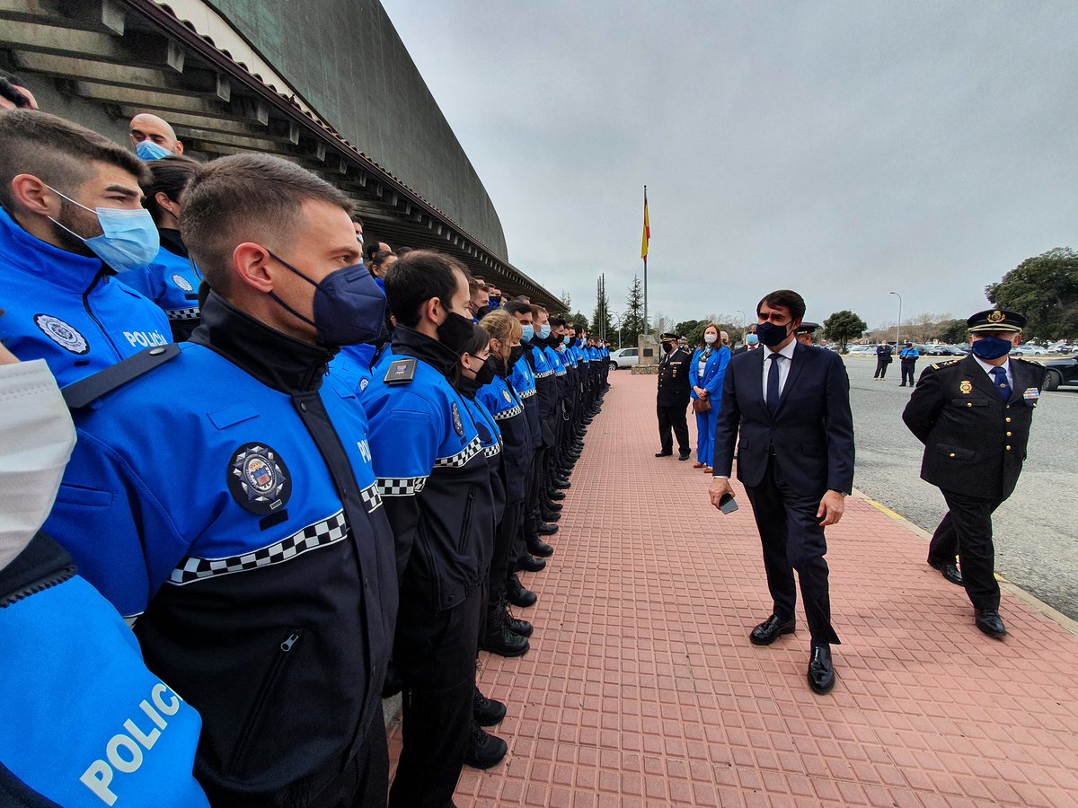 👮‍♀️ La Junta inicia el Curso de Formación Básica para 224 nuevos agentes de Policía Local de 41 ayuntamientos de #CastillayLeón

Para este año 2022 también está prevista formación específica para mandos y formación continua para agentes

comunicacion.jcyl.es/web/jcyl/Comun…