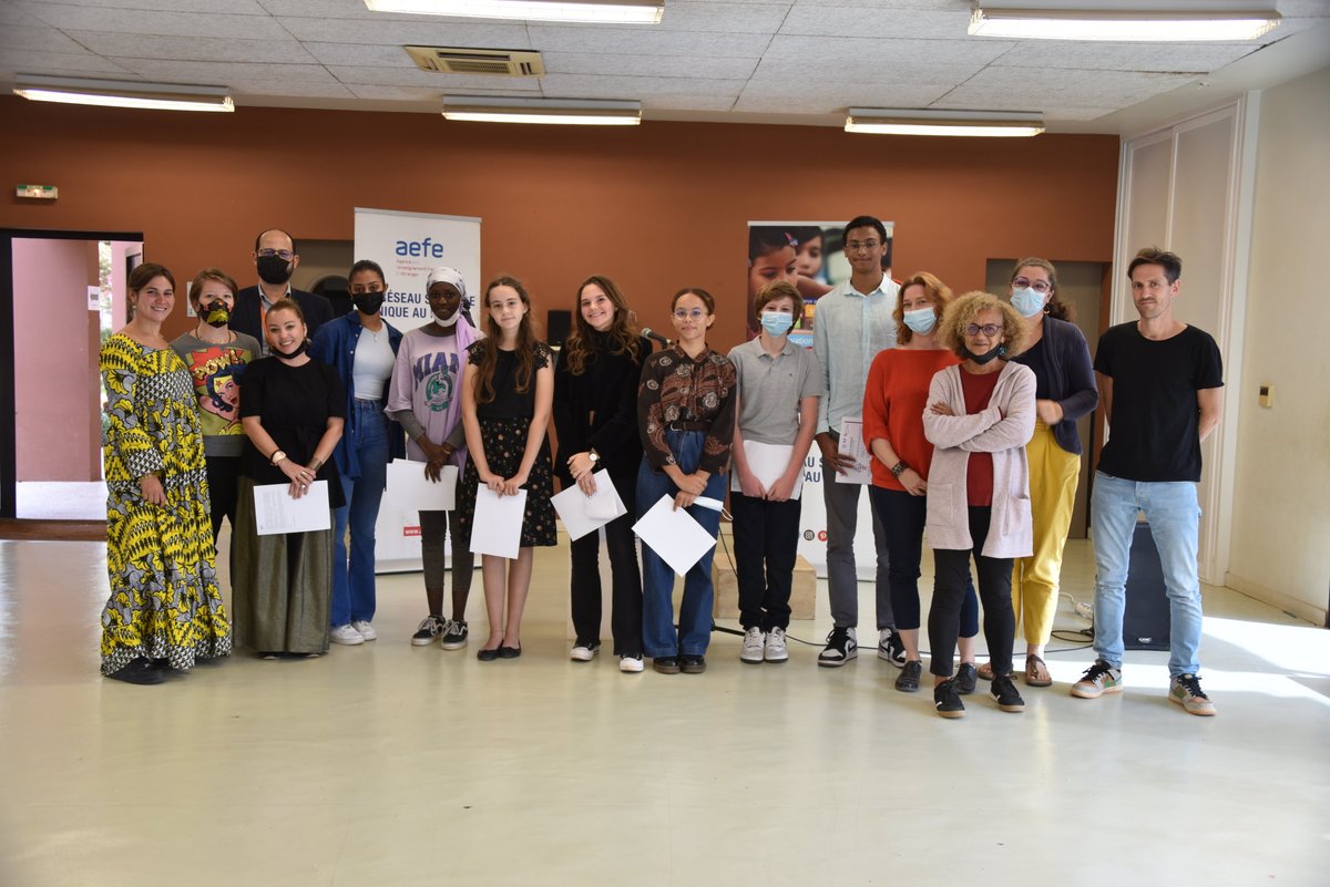 lycee_mermoz's tweet image. #aeh🔉I La grande finale établissement "Ambassadeur en herbe" s'est déroulée mercredi dernier :
✅29 orateurs  
🧐6 jurés
🏆3 vainqueurs pour représenter le #lfjm à #finaleZAO
- Matteo LEONE 
- Maher HACHEM 
- Oumou THIAM 
👏Félicitations à tous les participants !
@aefeinfo