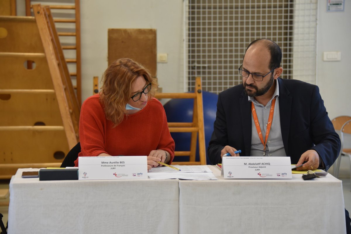 lycee_mermoz's tweet image. #aeh🔉I La grande finale établissement "Ambassadeur en herbe" s'est déroulée mercredi dernier :
✅29 orateurs  
🧐6 jurés
🏆3 vainqueurs pour représenter le #lfjm à #finaleZAO
- Matteo LEONE 
- Maher HACHEM 
- Oumou THIAM 
👏Félicitations à tous les participants !
@aefeinfo