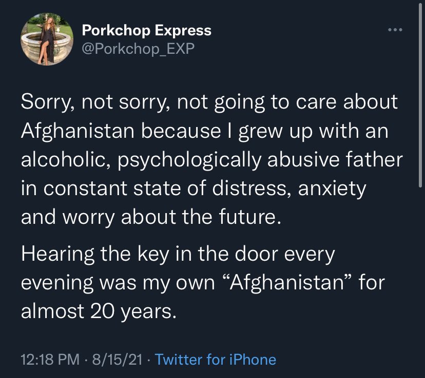 BigButtercups's tweet photo. @AlucarSattious @tinywienerbabe it's a copypasta shes not being serious https://t.co/IrZxP8C7Do