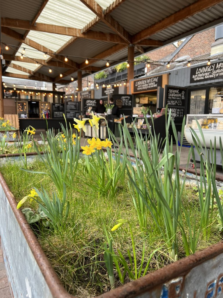 lovinglyartisan's tweet photo. We are OPENING up the bread store on Wednesdays from this week! Beautiful sourdoughs and croissants every Wednesday morning with Lovingly Artisan #altrinchammarket #newmarketsquare https://t.co/SAPJYav27H