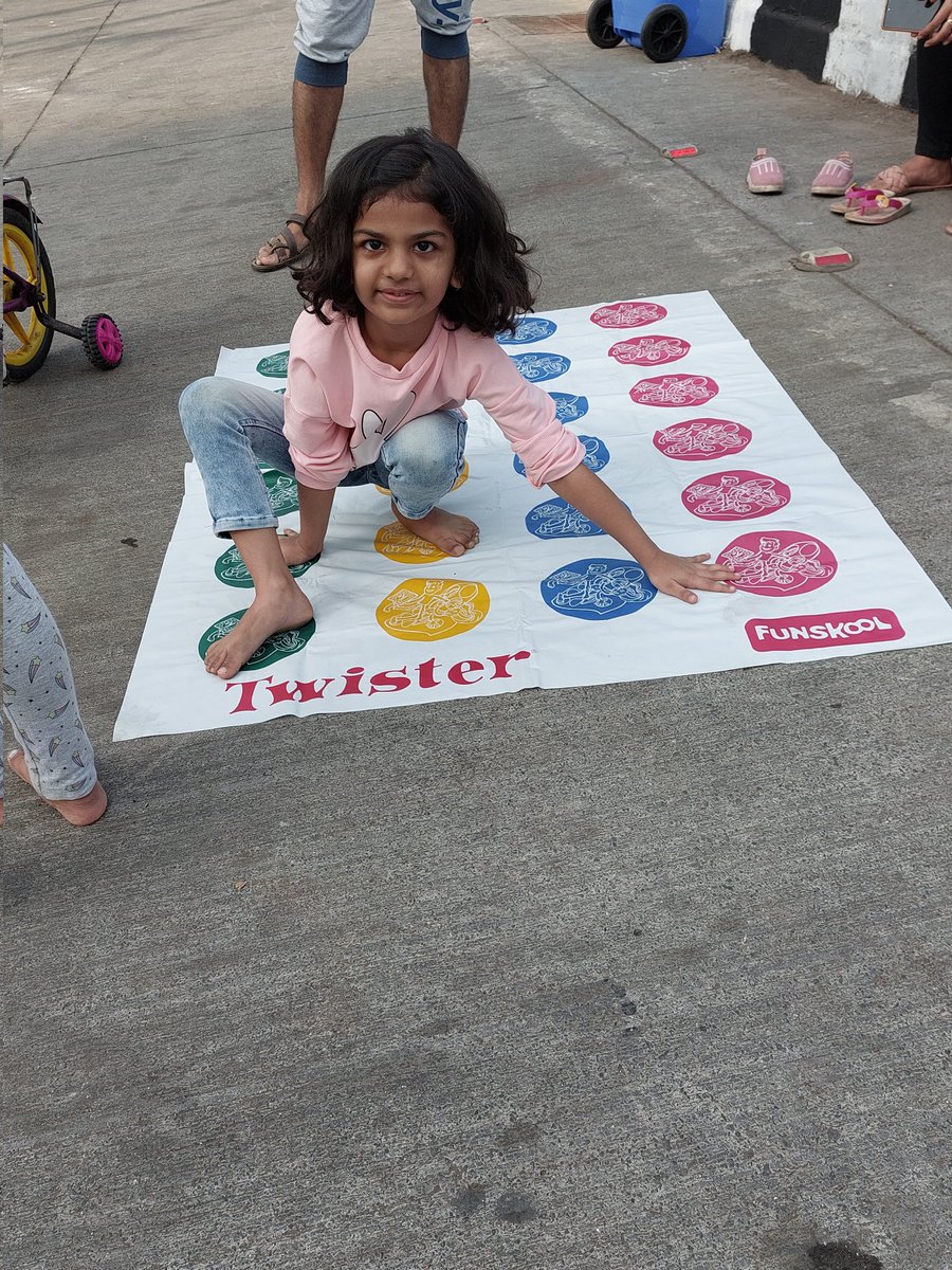 mickygala's tweet photo. @MumbaiPolice @CPMumbaiPolice @sanjayp_1 @mybmc @cycfiroza @thesmartcommute @EqualStreets @AndheriLOCA It was a great initiative, and I hope it continues forever now. Thank you. We had a lot of fun and after a long time we were like a free bird. https://t.co/qGvj0vaclp