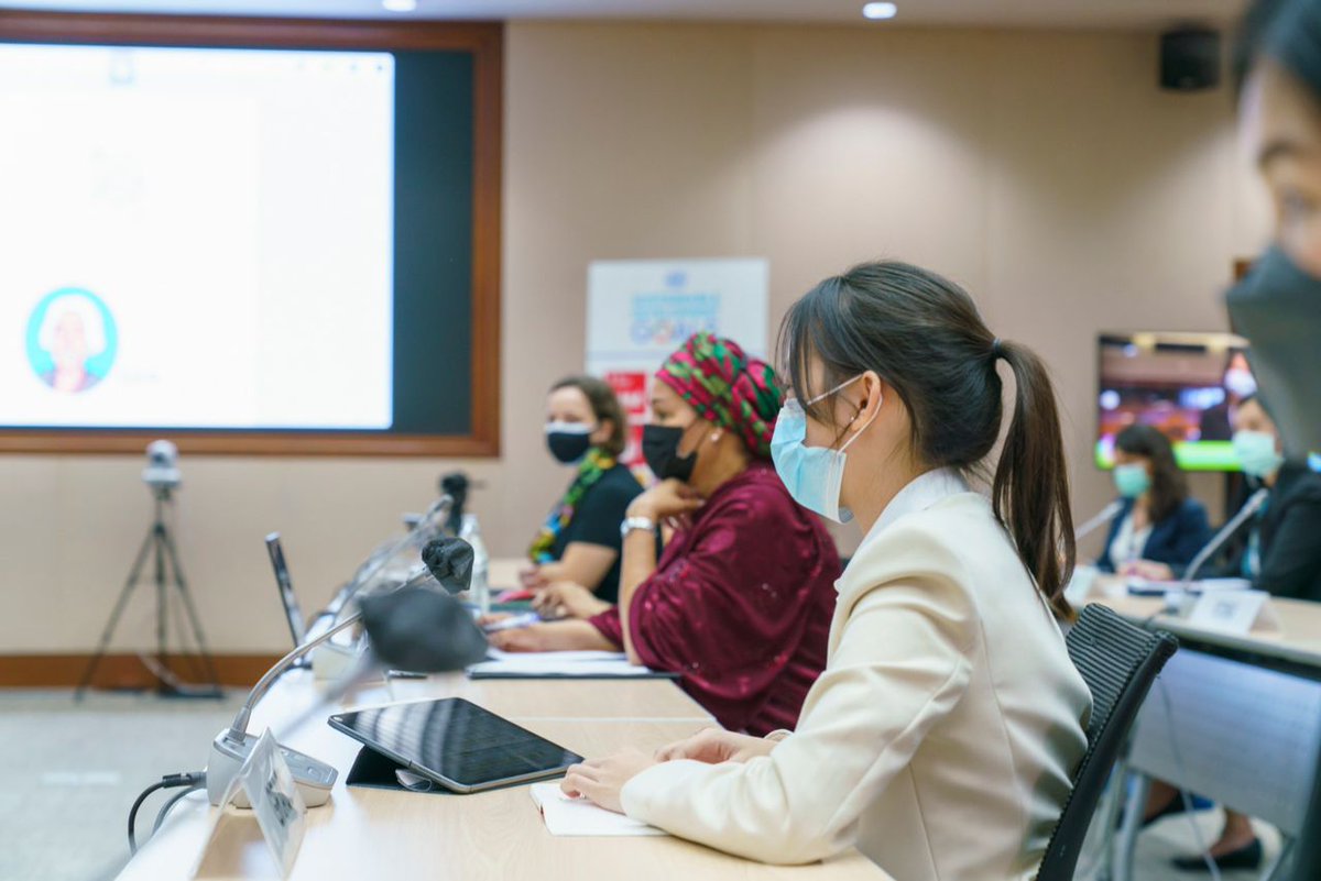 Gita Sabharwal (@sabharwalgita) on Twitter photo Brilliant mtg. between #SDGsYouthPanel and DSG <a href="/AminaJMohammed/">Amina J Mohammed</a>.
The <a href="/UN/">United Nations</a> belongs to young people. Appreciate hearing from you on how we can make this a reality in #Thailand, and forge stronger partnerships with and led by youth. 📸 bit.ly/2022syp-dsg
<a href="/UN_SDG/">UN Sustainable Development Group 🇺🇳</a> <a href="/UNThailand/">United Nations in Thailand สหประชาชาติในประเทศไทย</a> Brilliant mtg. between #SDGsYouthPanel and DSG <a href="/AminaJMohammed/">Amina J Mohammed</a>.
The <a href="/UN/">United Nations</a> belongs to young people. Appreciate hearing from you on how we can make this a reality in #Thailand, and forge stronger partnerships with and led by youth. 📸 bit.ly/2022syp-dsg
<a href="/UN_SDG/">UN Sustainable Development Group 🇺🇳</a> <a href="/UNThailand/">United Nations in Thailand สหประชาชาติในประเทศไทย</a>