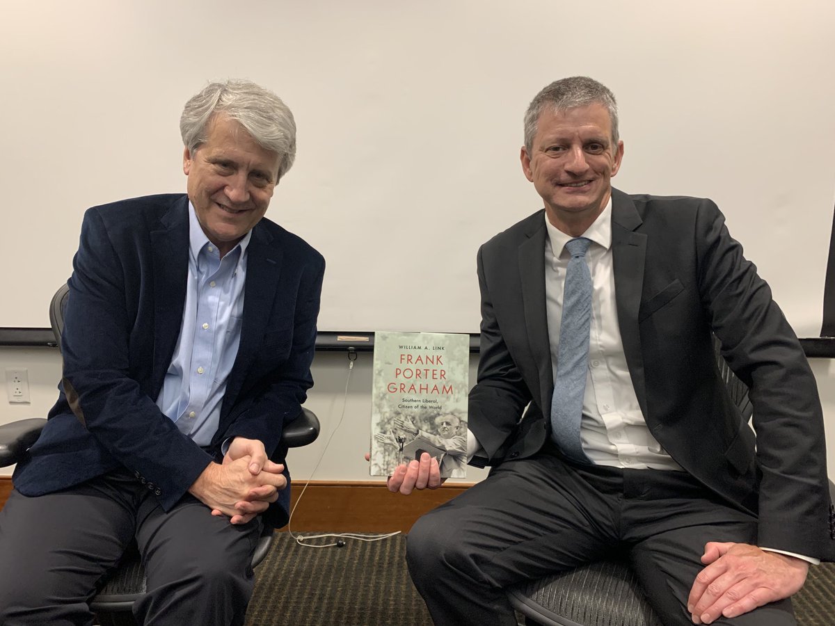 GibbsKnotts's tweet photo. Great talk by ⁦@Lankwa⁩ last week ⁦@CofC⁩.  Thanks to ⁦@CofCLibraries⁩ for sponsoring and for all the folks who were able to attend.  #FrankPorterGraham ⁦@UF⁩ ⁦@HSSatCofC⁩ https://t.co/DMOtMw7hs2