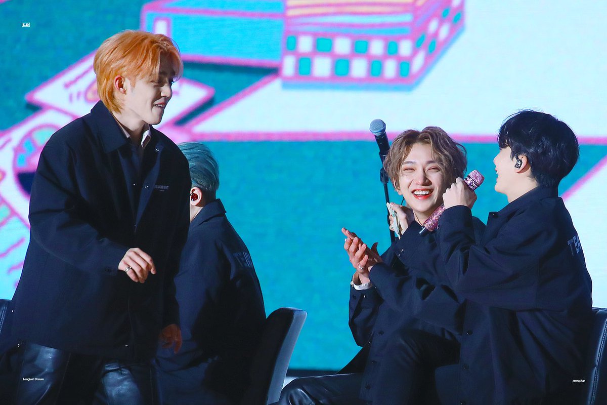 languordream_jh's tweet photo. 220327 캐럿랜드

구오즈 행복만 하자
#세븐틴   #정한 #JEONGHAN #ジョンハン #SEVENTEEN https://t.co/g2JiiDODRj